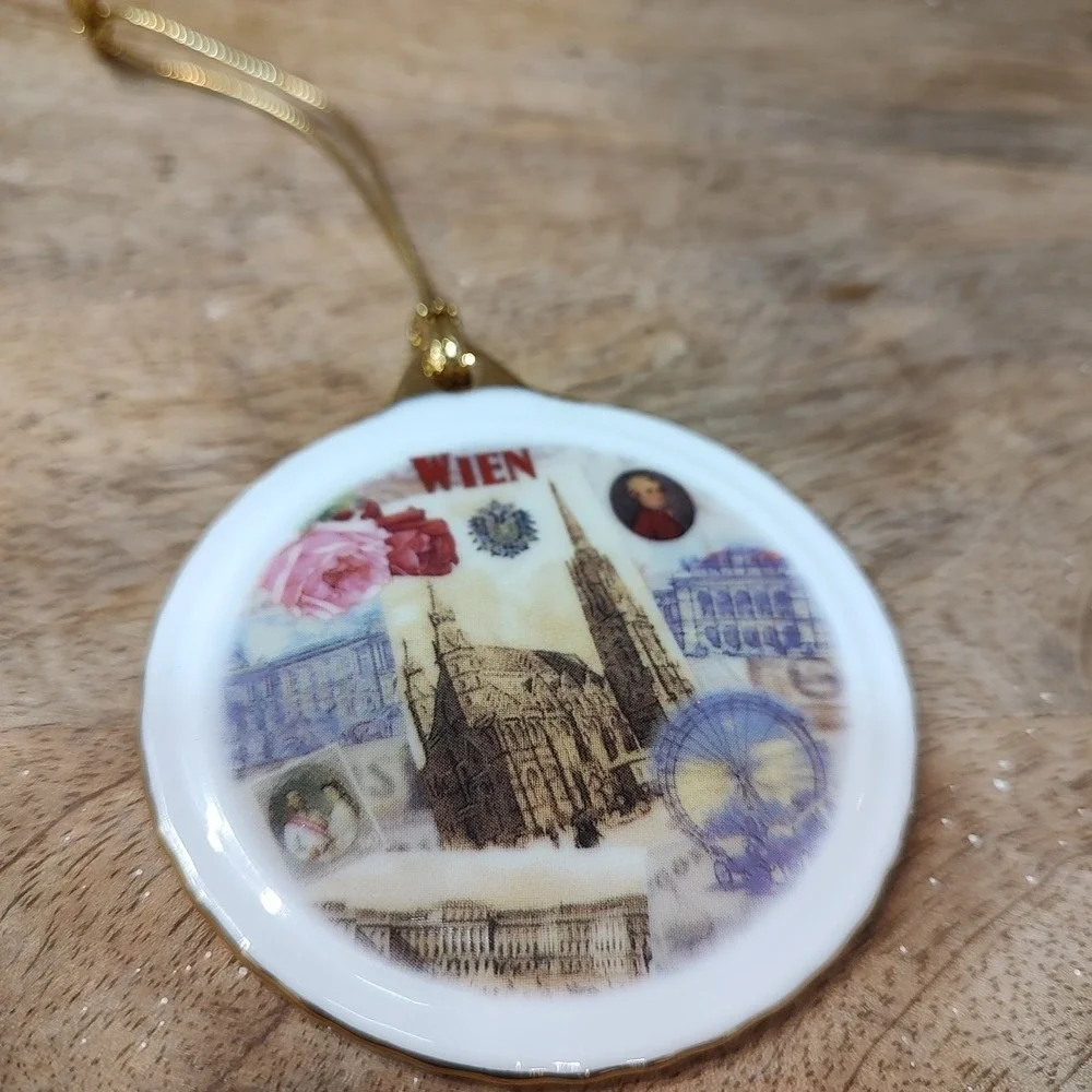 Reutter‎ Porcelain Wien Vienna Germany Ornament Christmas Holiday Vacation